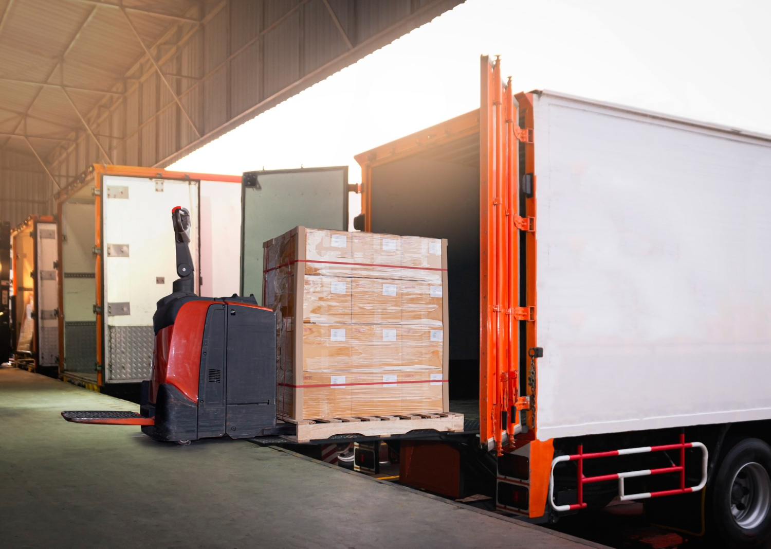 Vantagens do Transporte de Carga Fracionada: Economia, Eficiência e Sustentabilidade