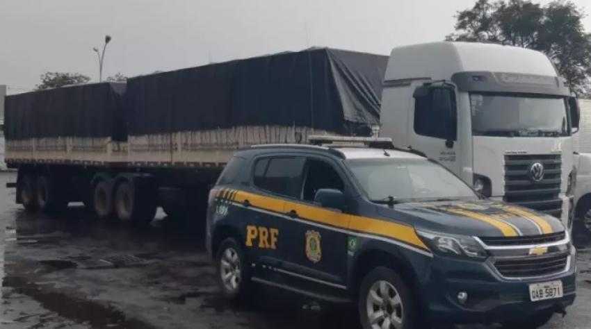 Caminhoneiro foi mantido por dois dias em cárcere até veículo chegar ao Paraguai