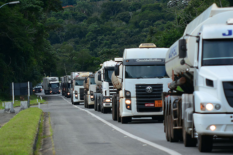Pandemia e caminhoneiros